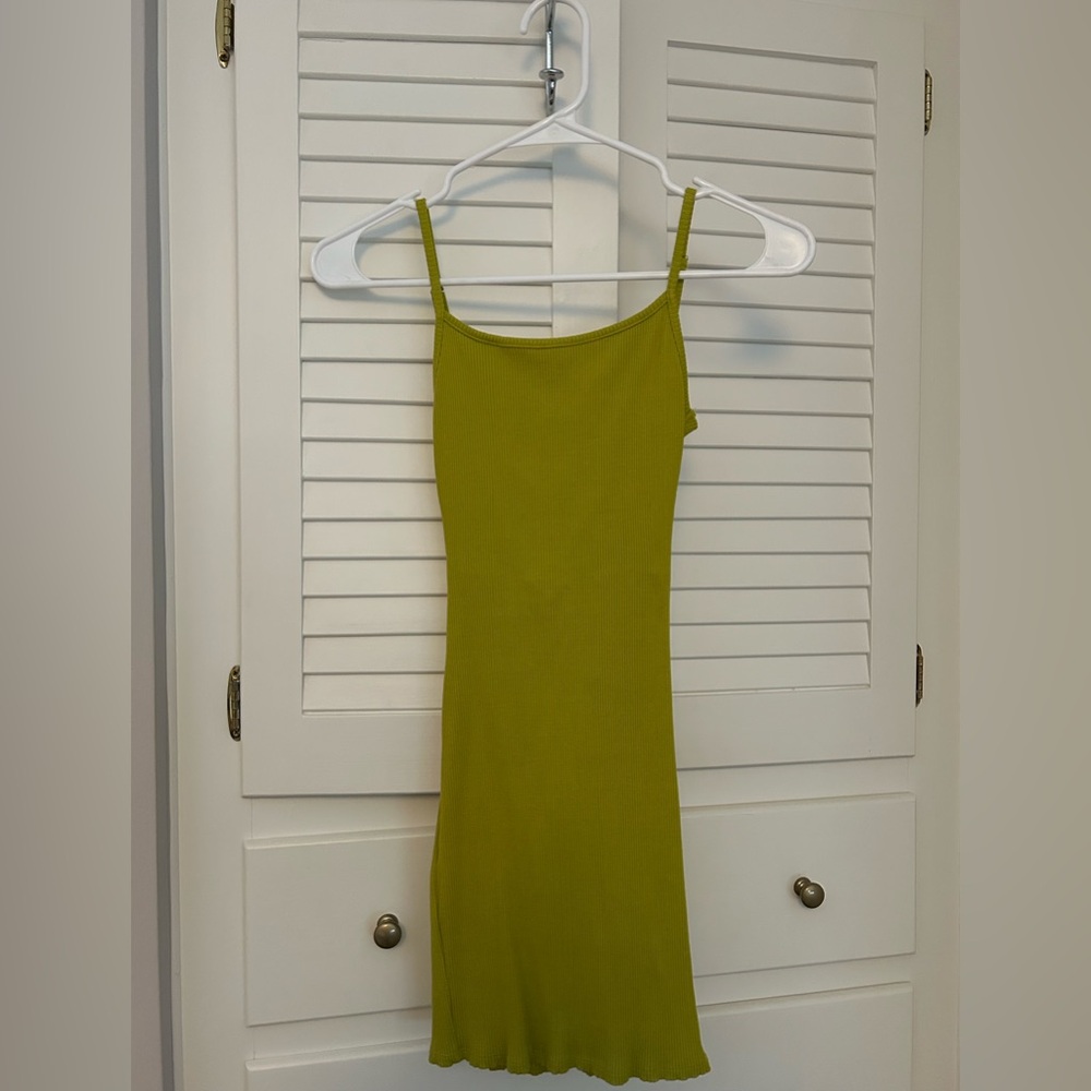 Lulus green fitted dress